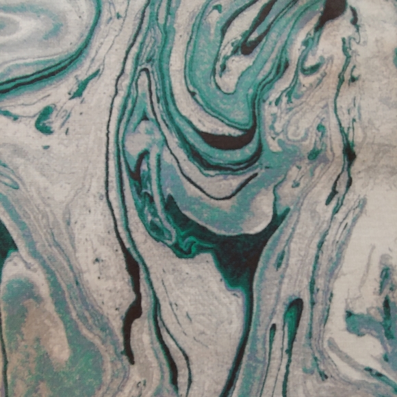 NWOT Melissa McCarthy Seven7 Marble Swirl High Low Zip Back Top – Size 2X - Picture 8 of 12